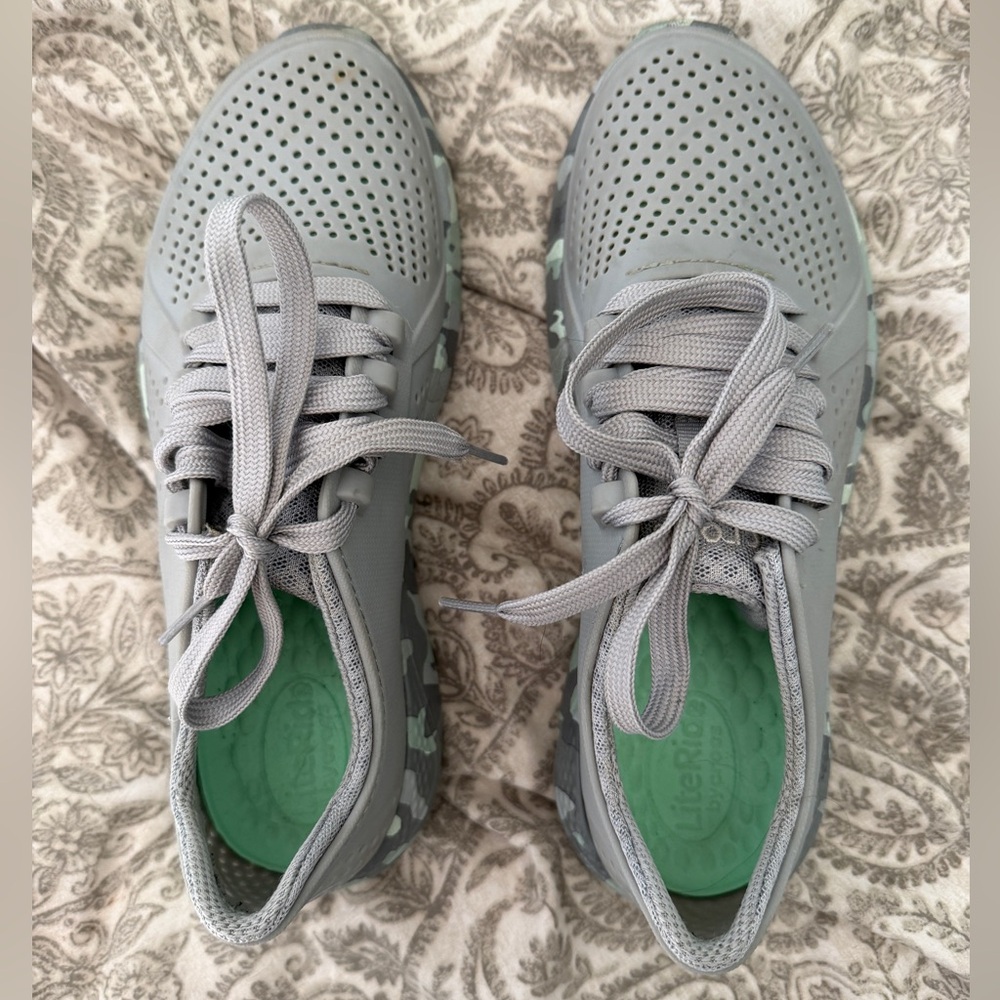 CROCS Light Gray Women's Athletic Shoes